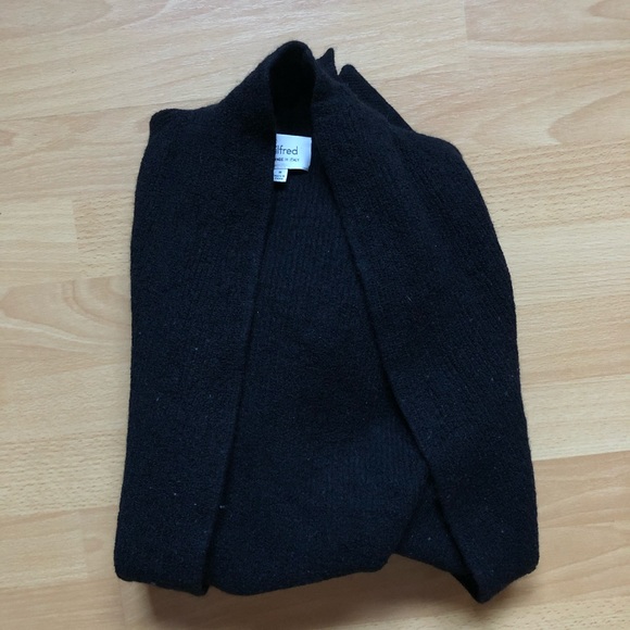 100% Wool Sleeveless Black Cardigan - Wilfred / Aritzia - Picture 7 of 8